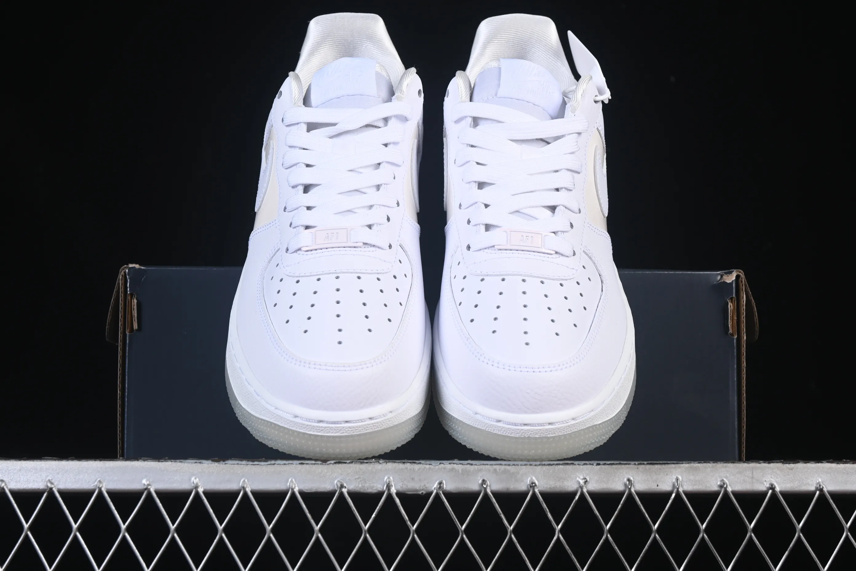 All categories Nk Air Force 1 Air Force series Nk Air Force 1 Low Air Force low-top Nike Air Force 1'07 Low Air Force 1 low-top casual sneakers IH3204-100